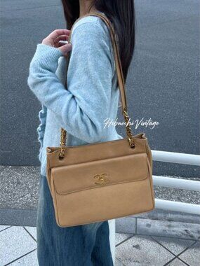 Chanel CC Logo Quilted Shoulder Bag Beige Caviar Leather Vintage